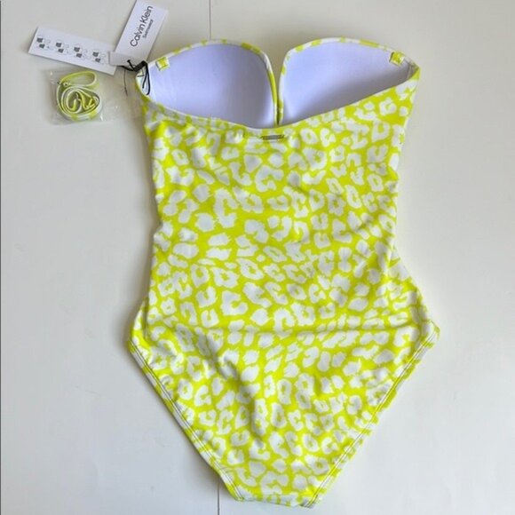 Calvin Klein Printed Tummy-Control One-Piece Swimsuit - 4 - Picture 6 of 9